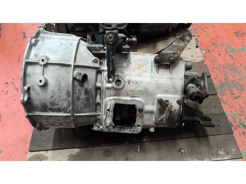 Recambio de caja cambios para nissan trucks eco-t eco- m referencia OEM IAM M525E  