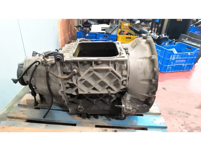 Recambio de caja cambios para renault magnum ab 2005 12.0 diesel referencia OEM IAM VT2412B 3190332 20051340092