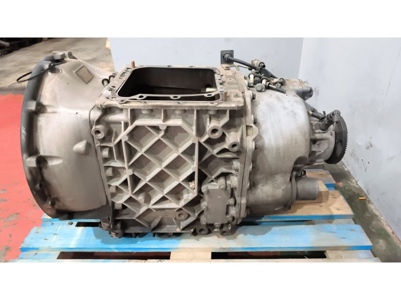 Recambio de caja cambios para renault magnum ab 2005 12.0 diesel referencia OEM IAM VT2412B 3190332 20051340092