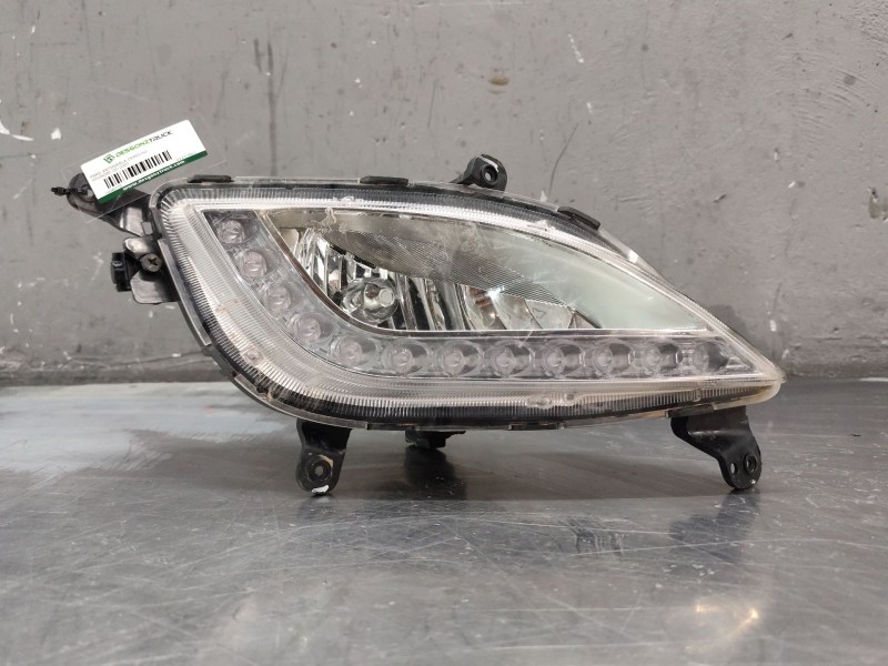 Recambio de faro antiniebla derecho para hyundai i30 (gd) 1.6 crdi referencia OEM IAM 92202A61  