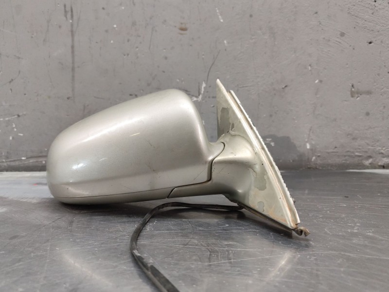 Recambio de retrovisor derecho para audi a4 berlina (8e) 2.5 tdi (120kw) referencia OEM IAM   