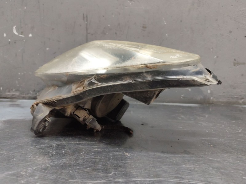 Recambio de faro derecho para opel astra h berlina cosmo referencia OEM IAM 1EG27037001  