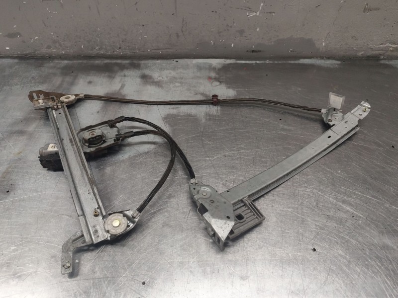 Recambio de elevalunas delantero derecho para renault megane ii coupe/cabrio authentique referencia OEM IAM 116938B  