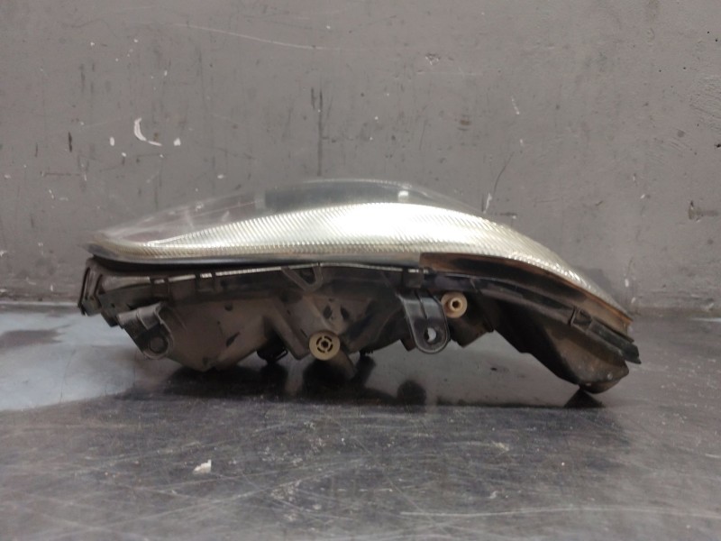 Recambio de faro derecho para opel zafira a monospace (t98) 2.0 dti 16v (f75) referencia OEM IAM 89100055  