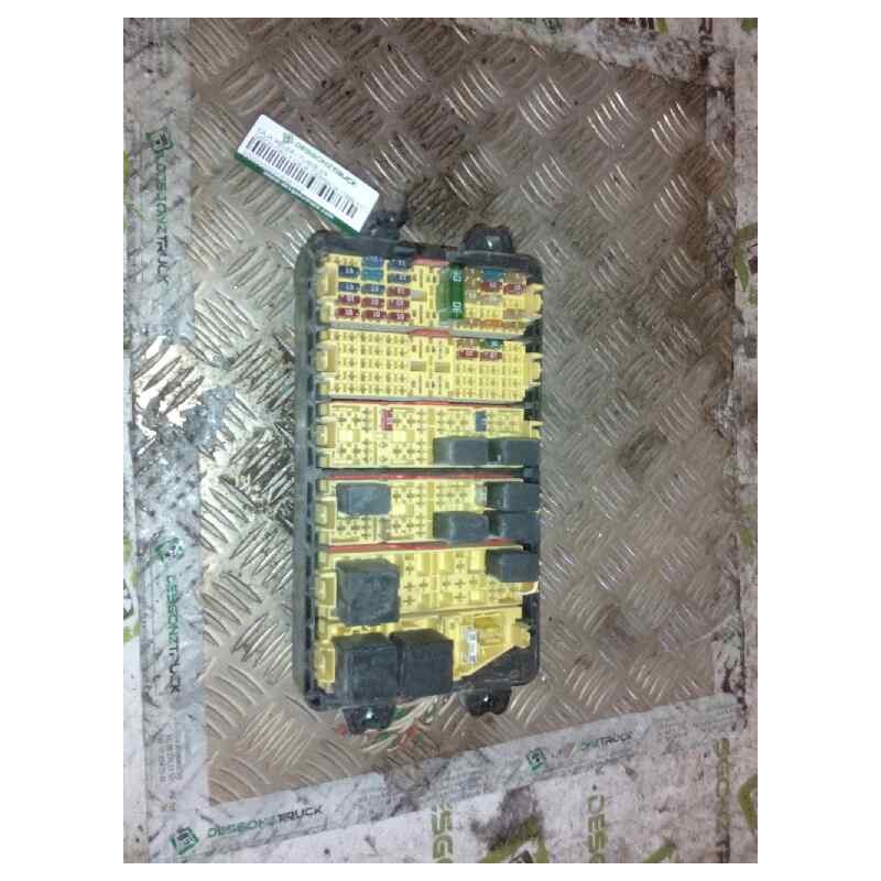 Recambio de caja reles / fusibles para iveco daily caja cerrada (1999 =>) 35 - c 13 caja cerrada referencia OEM IAM   