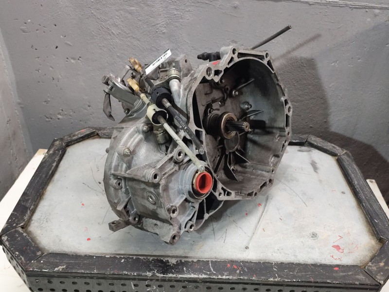 Recambio de caja cambios para opel astra h berlina cosmo referencia OEM IAM G1205168302QJ F23 