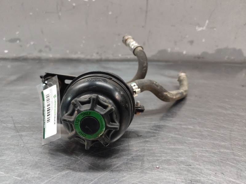 Recambio de deposito de direccion para bmw serie 1 berlina (e81/e87) 120d referencia OEM IAM 3241676809402  