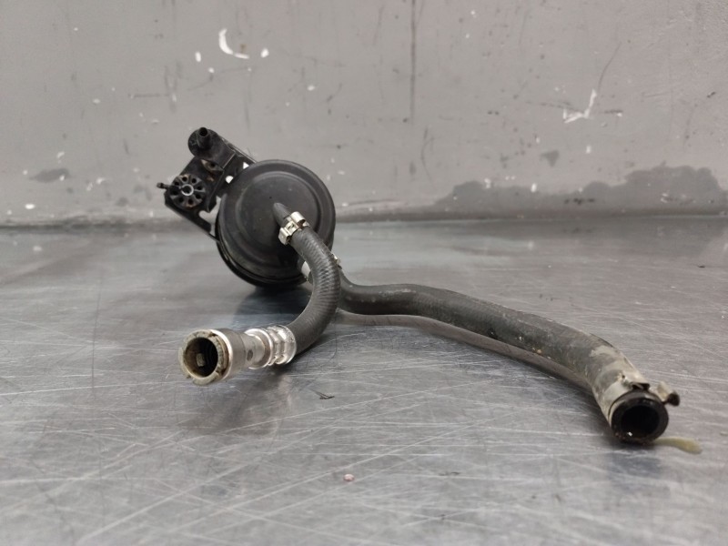 Recambio de deposito de direccion para bmw serie 1 berlina (e81/e87) 120d referencia OEM IAM 3241676809402  