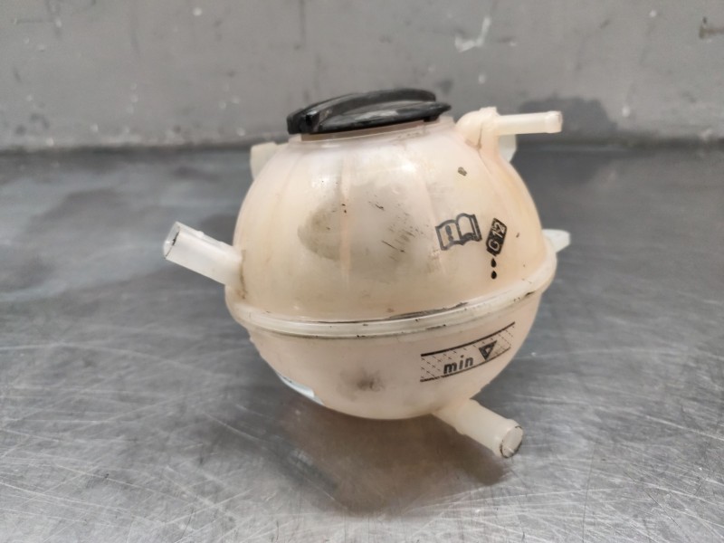 Recambio de deposito expansion para volkswagen tiguan (5n_) 2.0 tdi 4motion referencia OEM IAM   