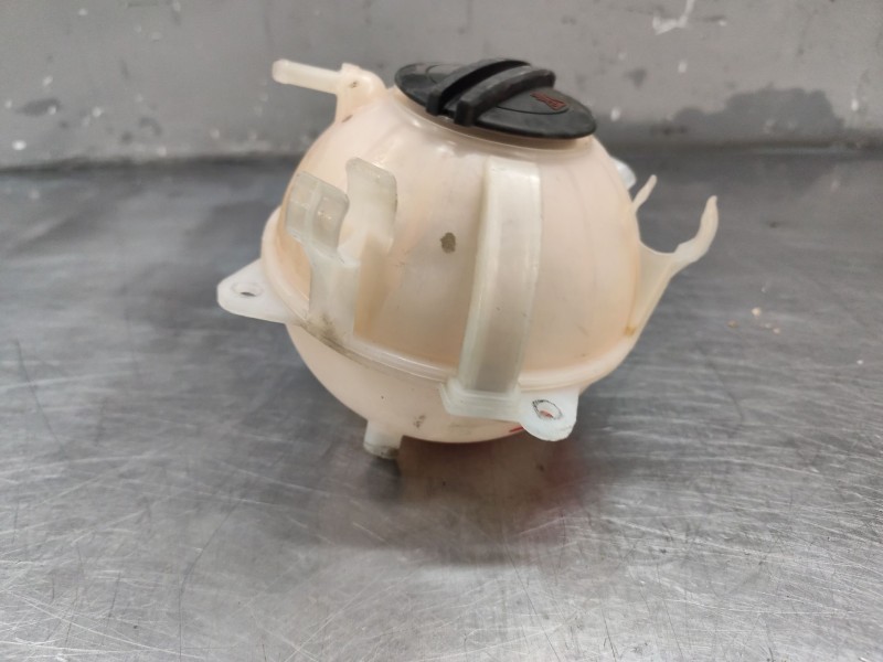 Recambio de deposito expansion para volkswagen tiguan (5n_) 2.0 tdi 4motion referencia OEM IAM   