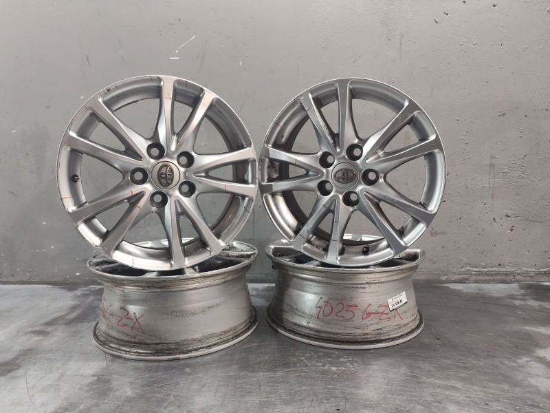 Recambio de juego llantas para toyota avensis sedán (_t27_) 2.0 d-4d (adt270_) referencia OEM IAM   