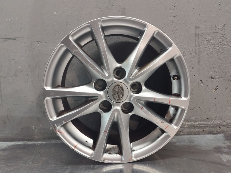 Recambio de juego llantas para toyota avensis sedán (_t27_) 2.0 d-4d (adt270_) referencia OEM IAM   