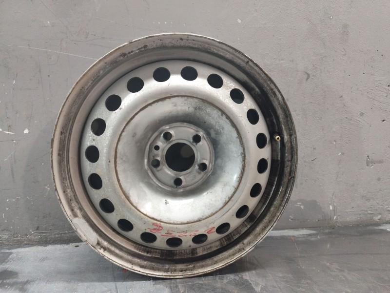 Recambio de llanta para fiat doblo ii cargo (263) furgón sx referencia OEM IAM 15/6jx16h2  