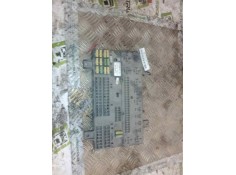 Recambio de caja reles / fusibles para volvo fh xxx fg 4x2 std/med corto referencia OEM IAM 20476480  