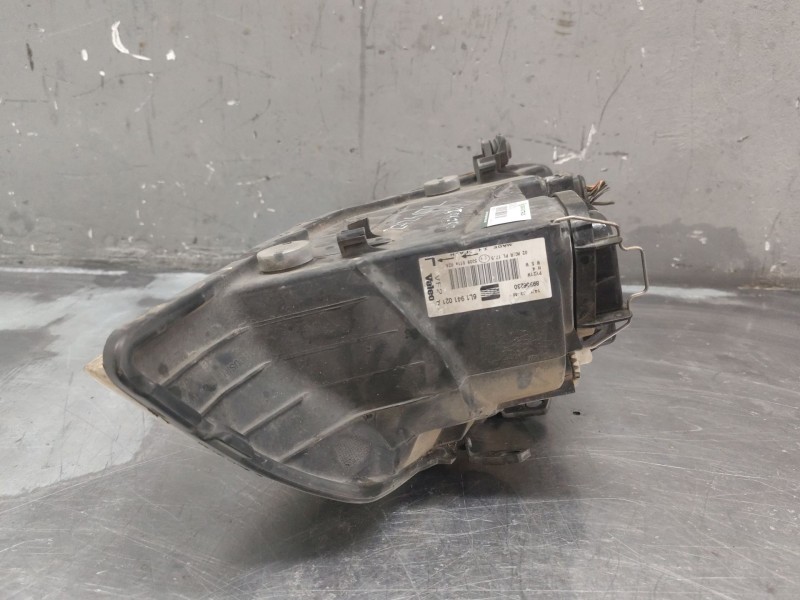 Recambio de faro izquierdo para seat ibiza iii (6l1) 1.2 referencia OEM IAM 6L1941021A  