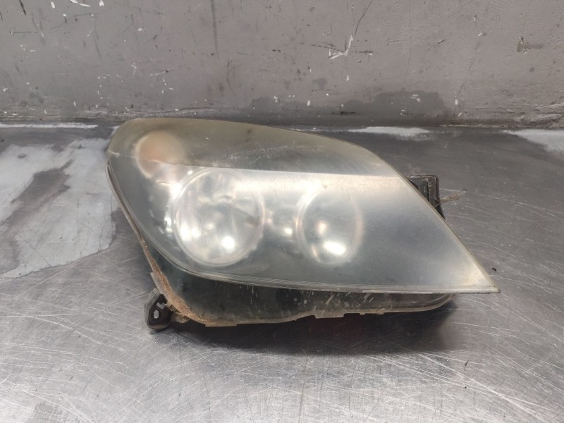 Recambio de faro derecho para opel astra h berlina cosmo referencia OEM IAM 1EG27037002  