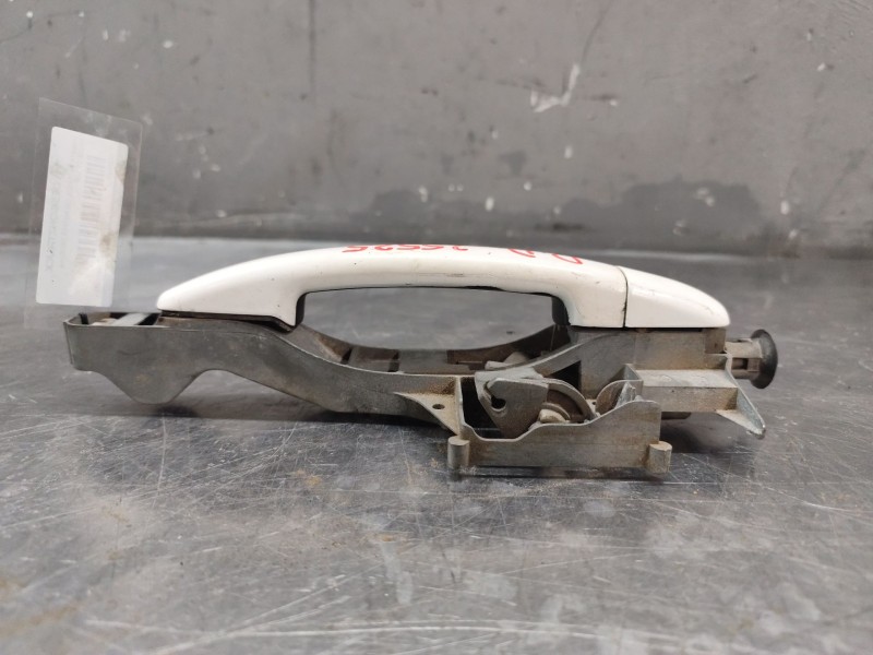 Recambio de maneta exterior delantera derecha para peugeot 308 confort referencia OEM IAM 9680168580  