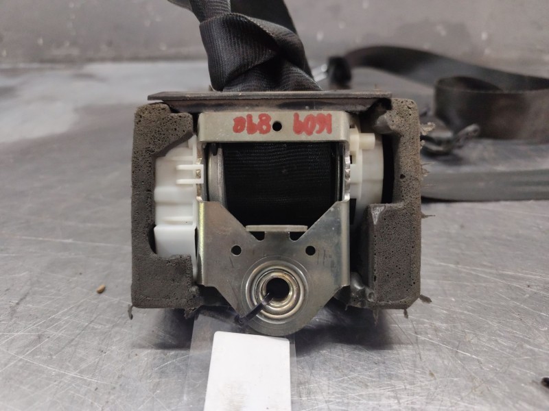 Recambio de cinturon seguridad trasero derecho para seat ibiza (6p1) reference plus referencia OEM IAM 34033946E  
