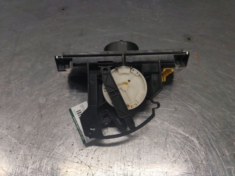 Recambio de mando calefaccion / aire acondicionado para seat cordoba berlina (6k2) stella referencia OEM IAM 6K0819045  