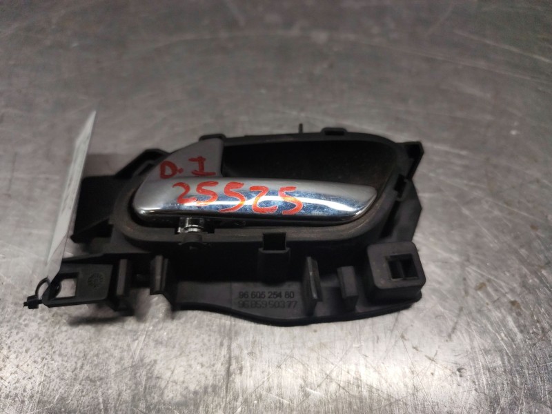 Recambio de maneta interior delantera izquierda para peugeot 308 confort referencia OEM IAM 9685950377 9660525480 