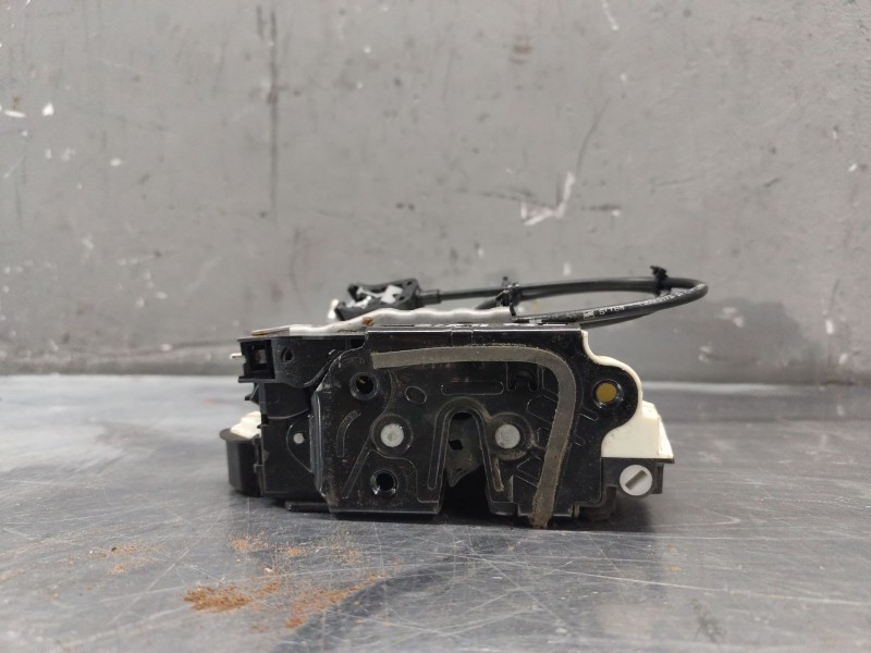 Recambio de cerradura puerta trasera izquierda para seat ibiza (6p1) reference plus referencia OEM IAM 6J0839015F  