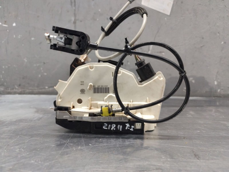 Recambio de cerradura puerta trasera izquierda para seat ibiza (6p1) reference plus referencia OEM IAM 6J0839015F  