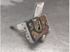 Recambio de cerradura puerta trasera izquierda para toyota avensis berlina (t 22) 2.0 d4-d luna (4-ptas.) referencia OEM IAM   