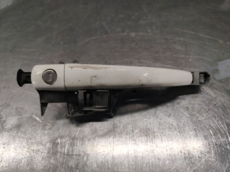 Recambio de maneta exterior delantera izquierda para peugeot 308 confort referencia OEM IAM 9680168680  