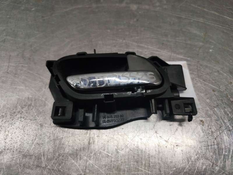 Recambio de maneta interior delantera derecha para peugeot 308 confort referencia OEM IAM 9660525380 9685950277 