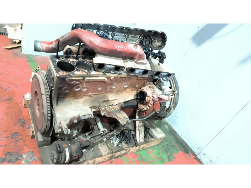 Recambio de despiece motor para iveco eurocargo referencia OEM IAM 806045S  