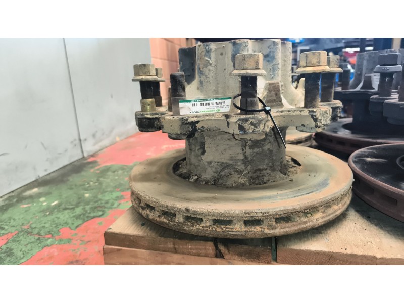 Recambio de buje trasero derecho para daf serie xf105.xxx fsa 4x2 space-cab referencia OEM IAM 1657637  