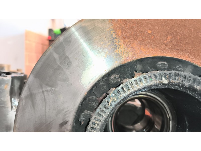 Recambio de buje trasero derecho para daf serie xf105.xxx fsa 4x2 space-cab referencia OEM IAM 1657637  