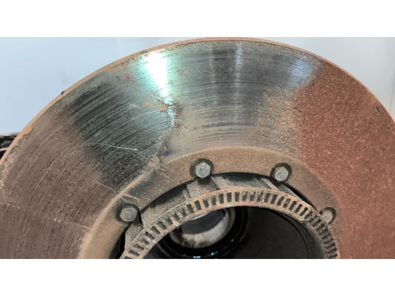 Recambio de buje trasero derecho para daf serie xf105.xxx fsa 4x2 space-cab referencia OEM IAM 1657637  