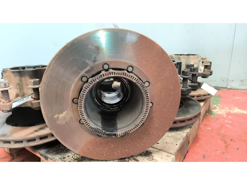 Recambio de buje trasero derecho para daf serie xf105.xxx fsa 4x2 space-cab referencia OEM IAM 1657637  