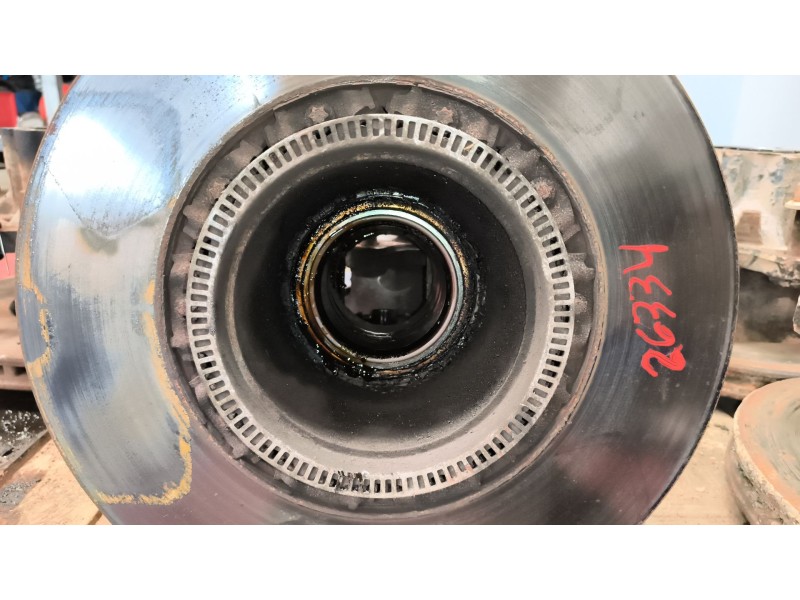 Recambio de buje trasero derecho para daf serie xf105.xxx fsa 4x2 space-cab referencia OEM IAM 1657637  