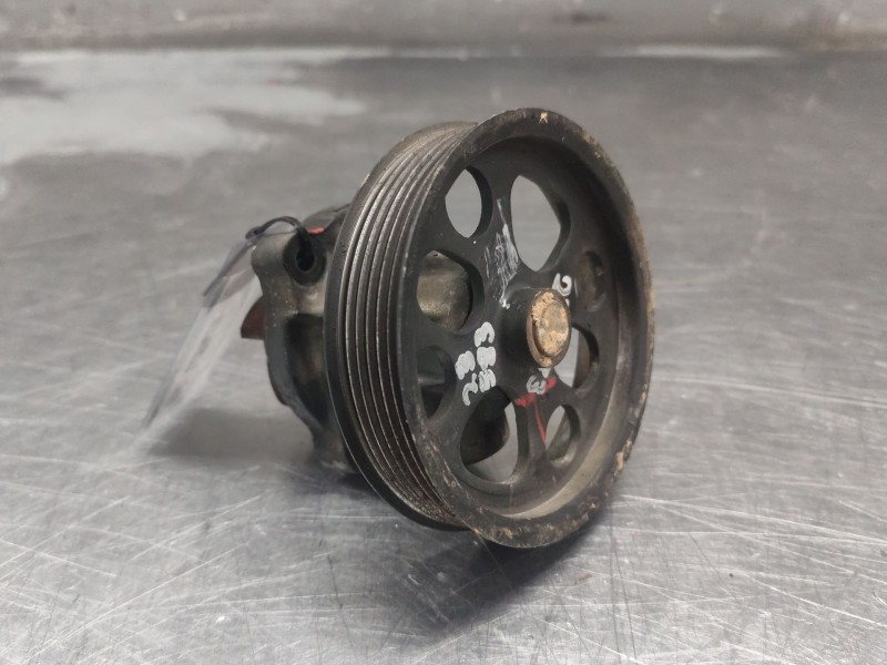 Recambio de bomba agua para opel corsa c blue line referencia OEM IAM 46819138  