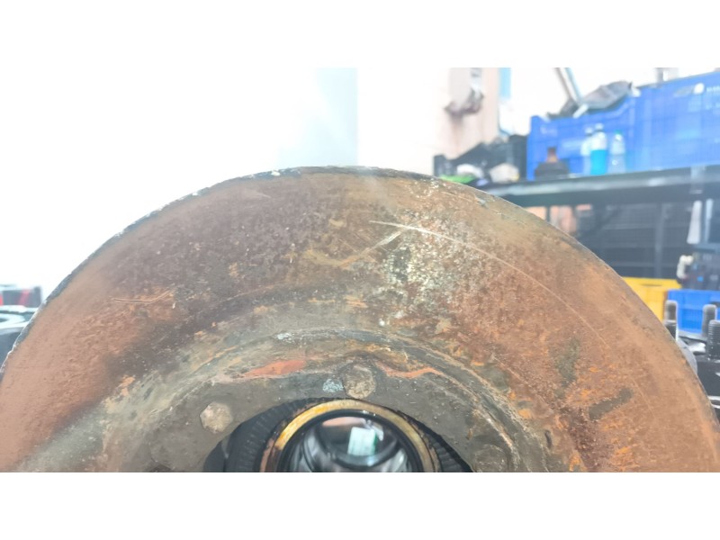 Recambio de buje trasero izquierdo para volvo fm xxx 10.8 diesel referencia OEM IAM 85107753  