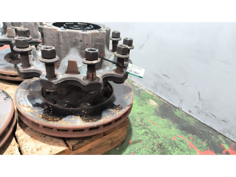 Recambio de buje trasero derecho para daf serie xf105.xxx 12.9 diesel referencia OEM IAM 1657637  
