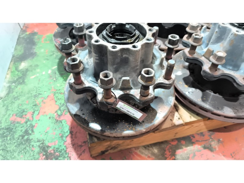 Recambio de buje trasero izquierdo para daf serie xf105.xxx 12.9 diesel referencia OEM IAM 1657637  