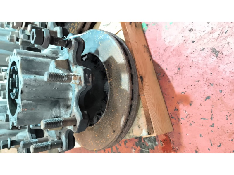Recambio de buje trasero derecho para daf serie xf105.xxx fsa 4x2 space-cab referencia OEM IAM 1657637  