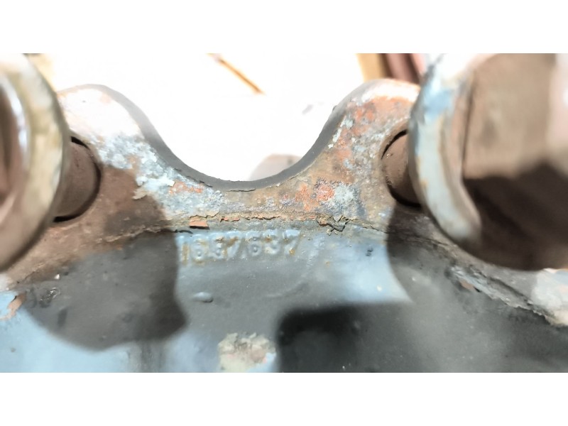 Recambio de buje trasero izquierdo para daf serie xf105.xxx 12.9 diesel referencia OEM IAM 1657637  