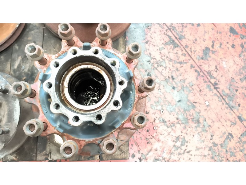 Recambio de buje trasero izquierdo para daf serie xf euro 6 12.9 diesel referencia OEM IAM 1659576  