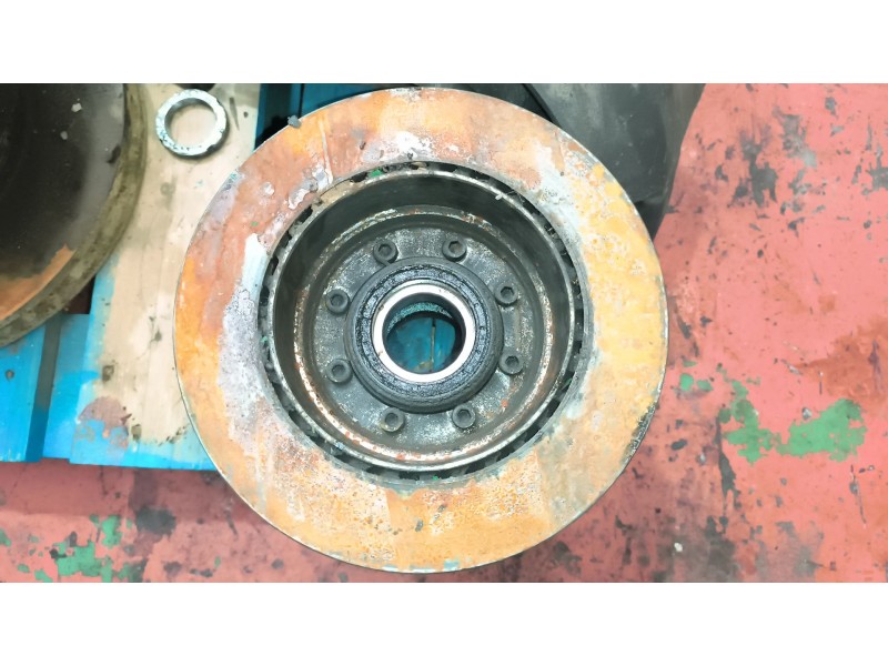 Recambio de buje trasero derecho para nissan atleon 35.13 referencia OEM IAM 432049X400  