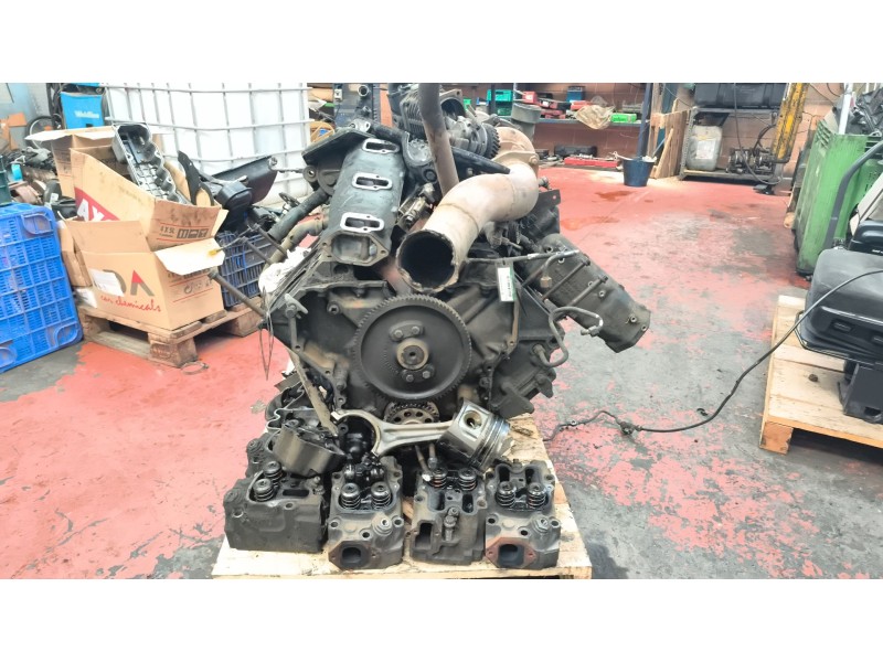 Recambio de despiece motor para mercedes trucks bus atlas referencia OEM IAM OM441LAI/II  