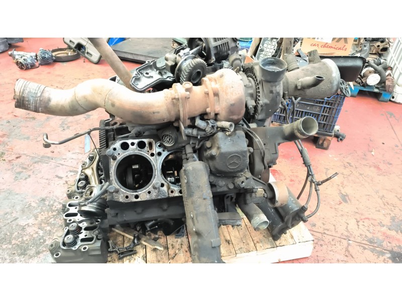 Recambio de despiece motor para mercedes trucks bus atlas referencia OEM IAM OM441LAI/II  