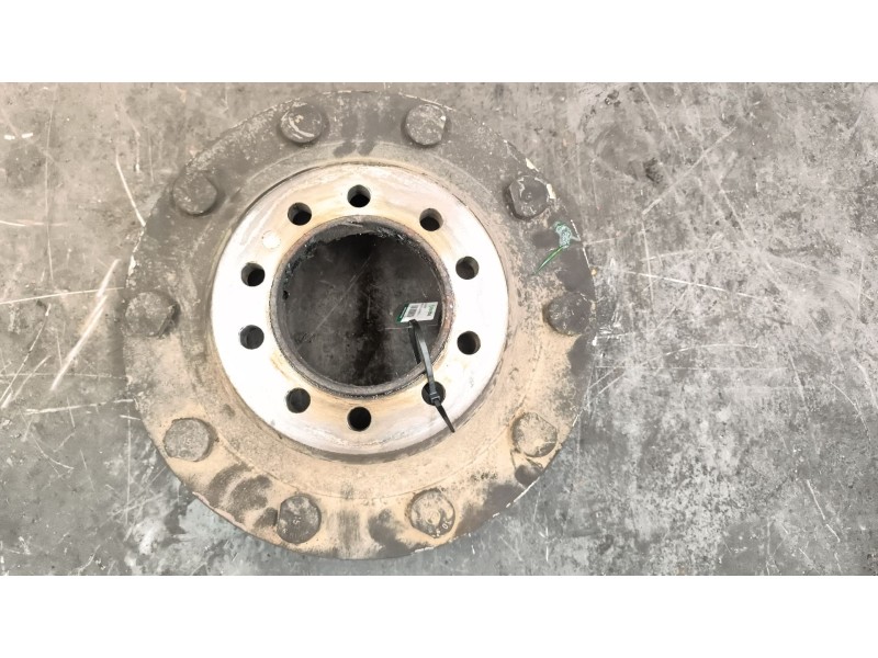 Recambio de buje delantero para renault hr xxx.18/26 premium 01  11.1 diesel referencia OEM IAM 5000792552  