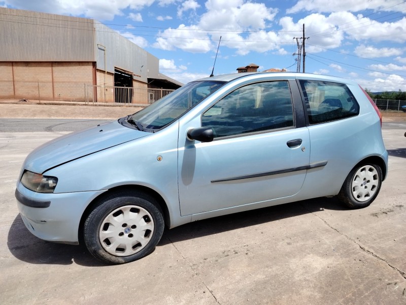 fiat punto berlina (188) del año 2000