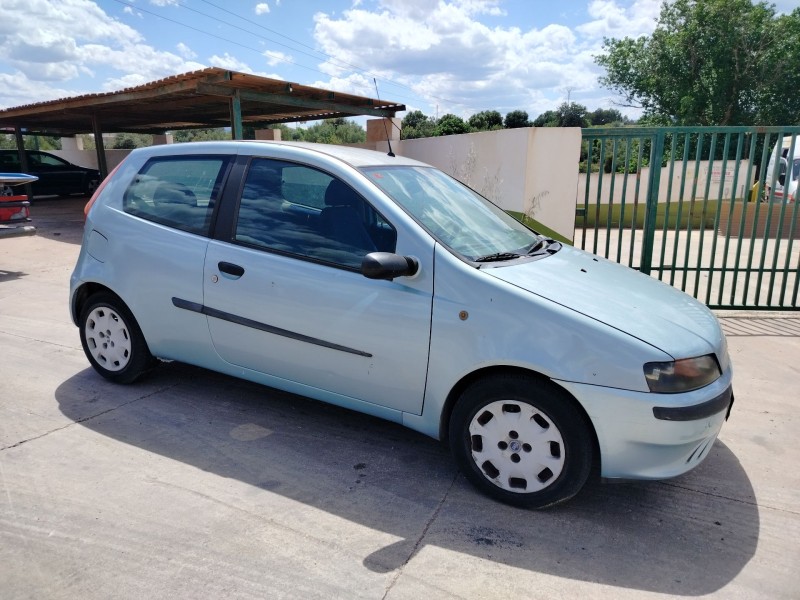 fiat punto berlina (188) del año 2000
