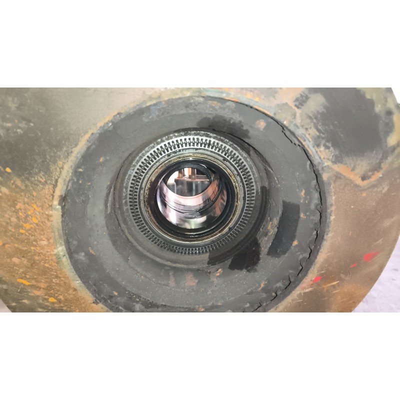 Recambio de buje trasero derecho para scania serie p/g/r (l-clase) 12.7 diesel referencia OEM IAM 2603319 2290525 