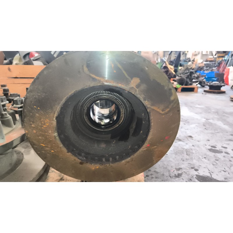 Recambio de buje trasero derecho para scania serie p/g/r (l-clase) 12.7 diesel referencia OEM IAM 2603319 2290525 